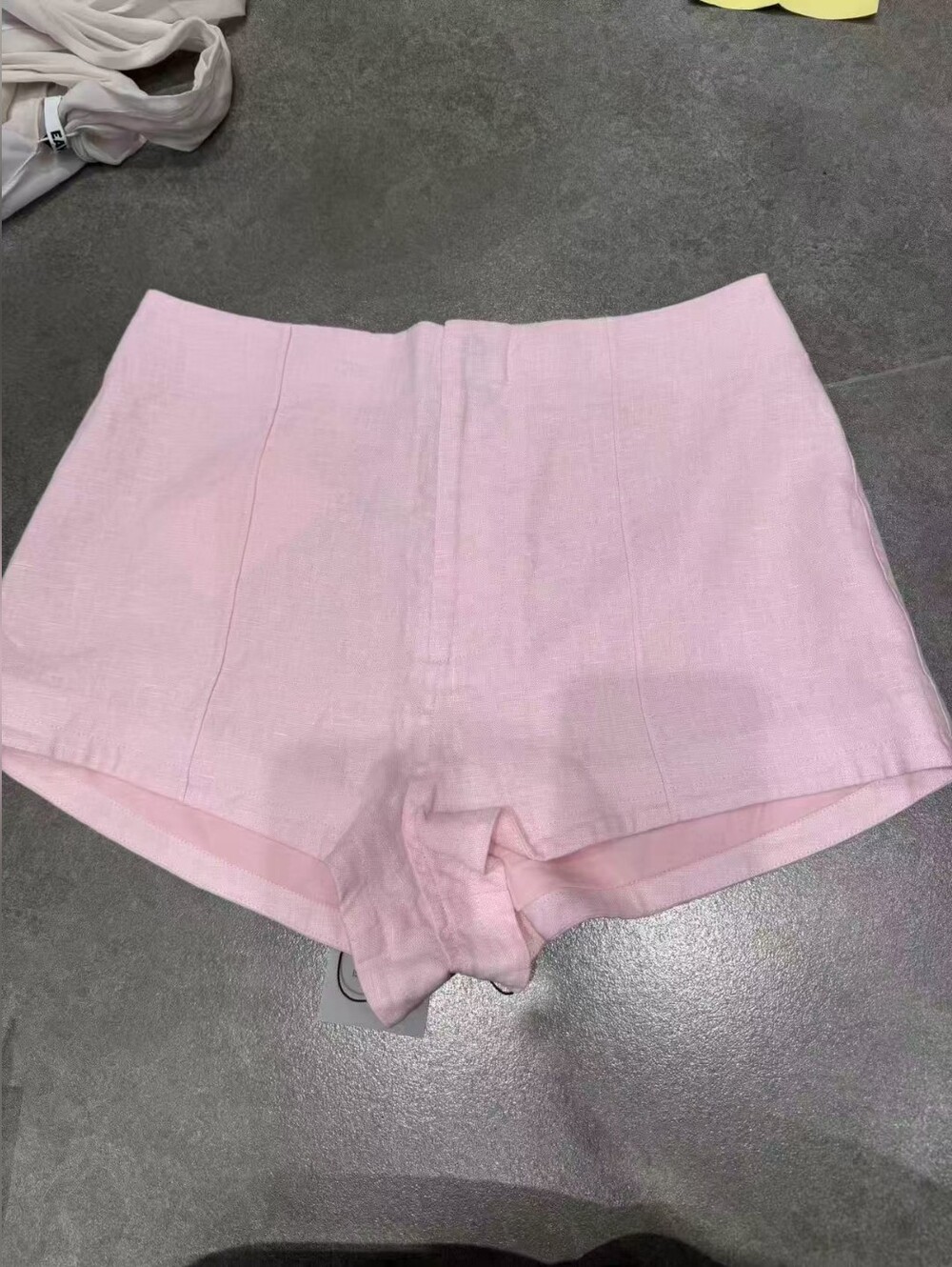 Helsa WASHED LINEN MICRO Shorts - Picture 6 of 8